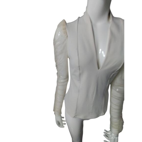 Intimately Free People Women's Creme V-Neck Mesh Sleeve Whimsical Top size Small - Picture 6 of 12